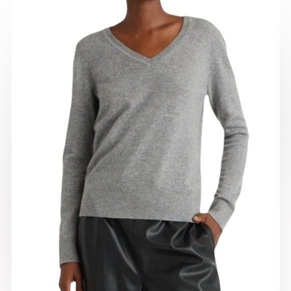 Quince Women’s Gray 100% Merino Wool V-Neck Sweater Size Small Style SEAPL01 - Picture 1 of 7